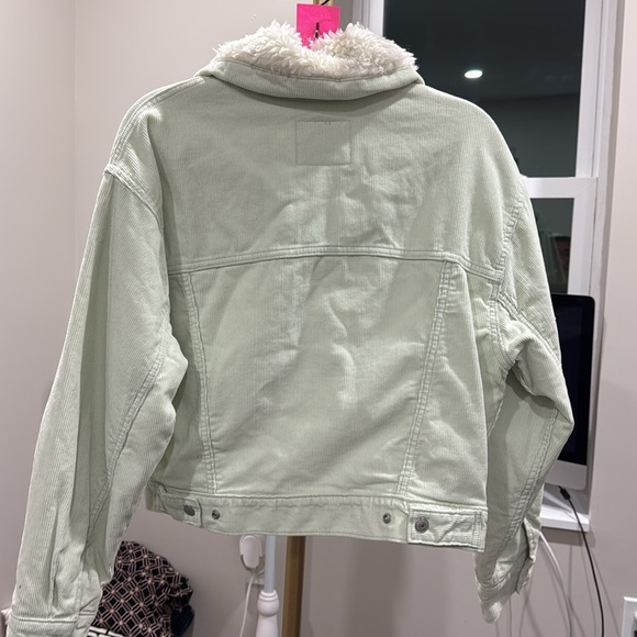NWT Levi’s Corduroy Baby Cropped Trucker Jacket XSmall Pistachio Green Pockets - Picture 9 of 9